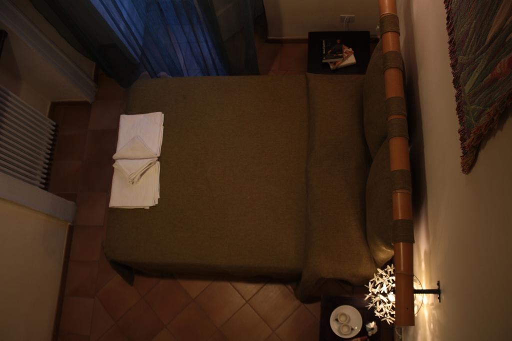 ดิมอรา เด จิกันเต Bed & Breakfast เนเปิลส์ ห้อง รูปภาพ
