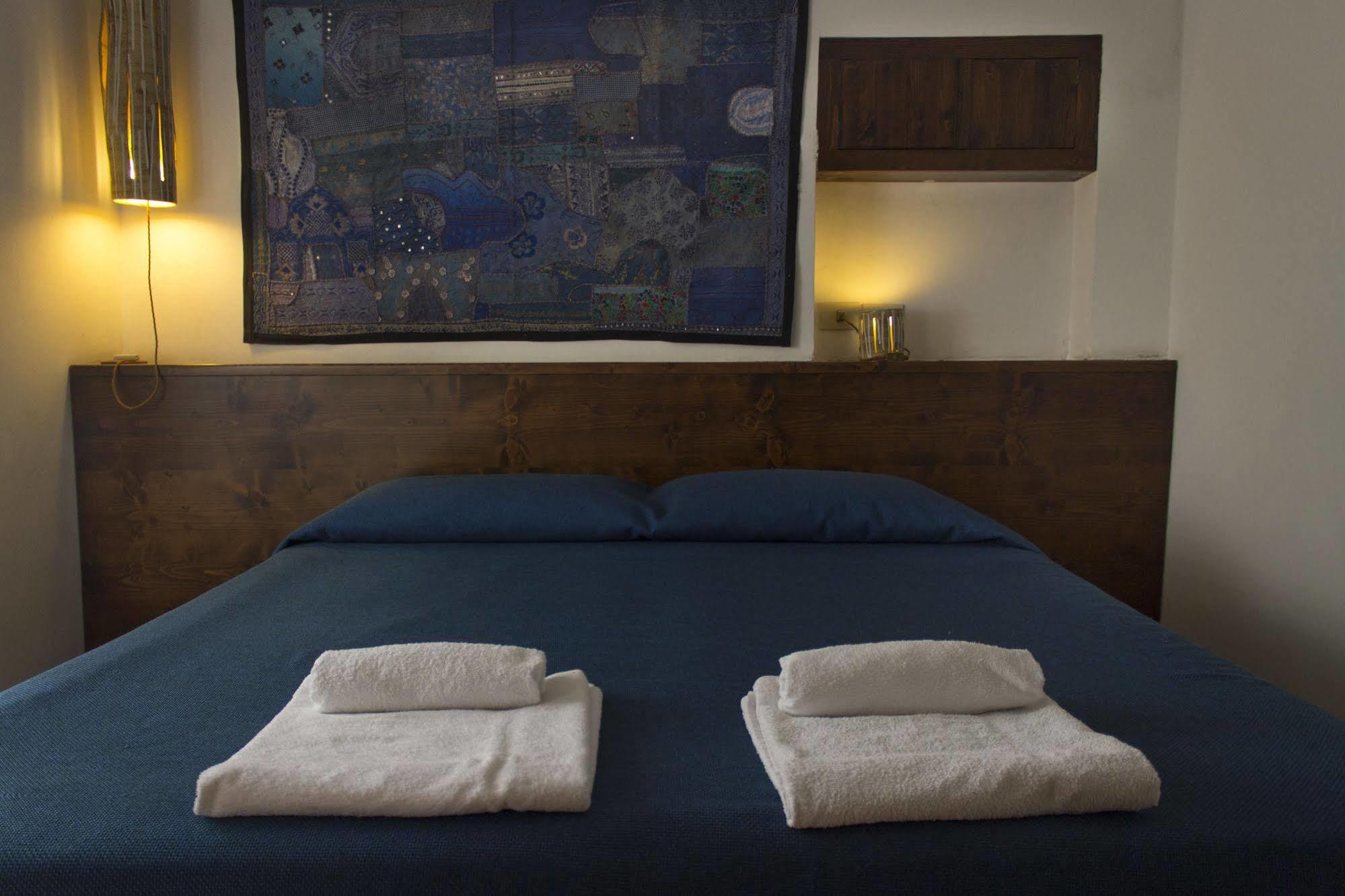 ดิมอรา เด จิกันเต Bed & Breakfast เนเปิลส์ ภายนอก รูปภาพ