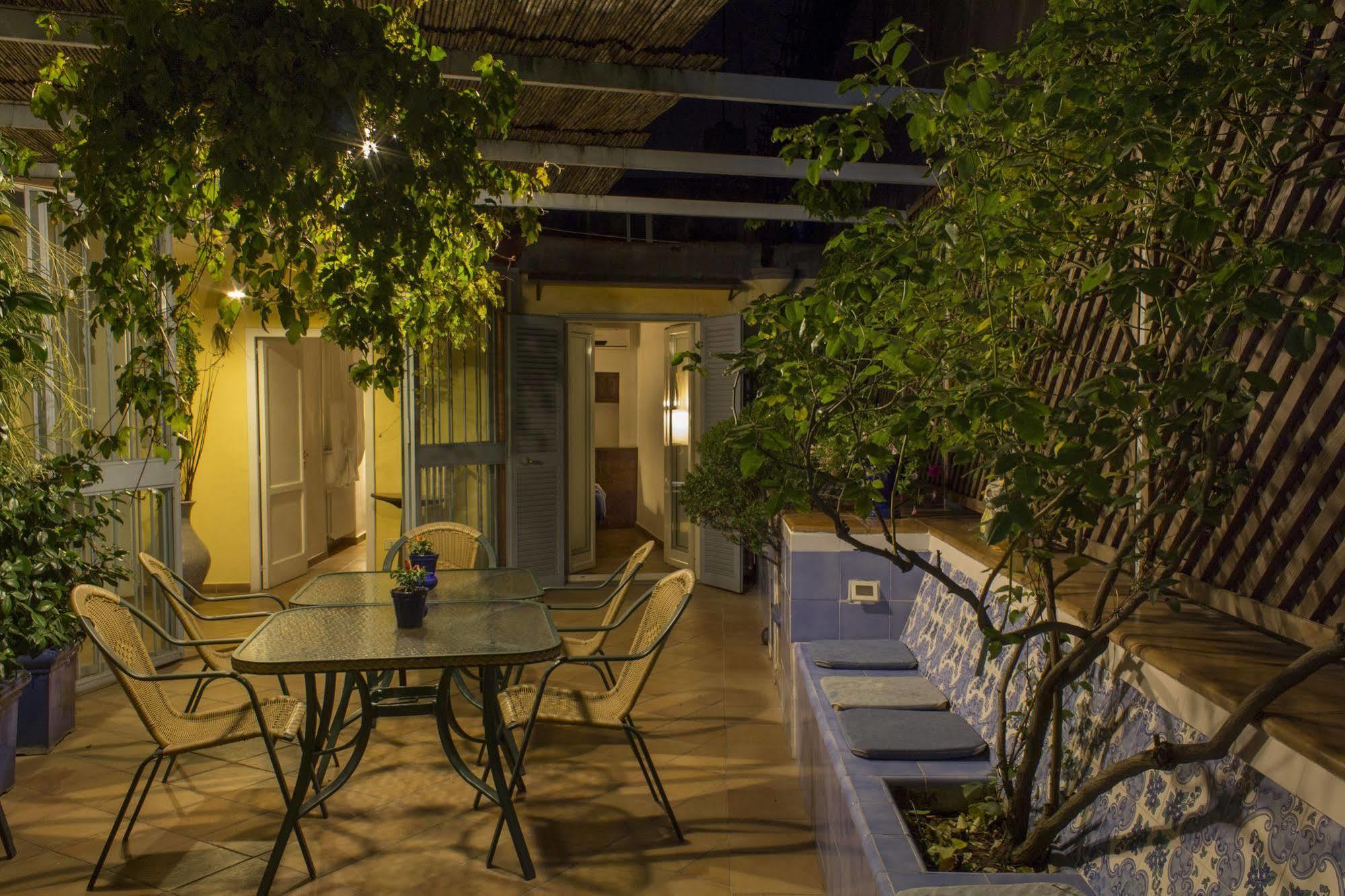 ดิมอรา เด จิกันเต Bed & Breakfast เนเปิลส์ ภายนอก รูปภาพ